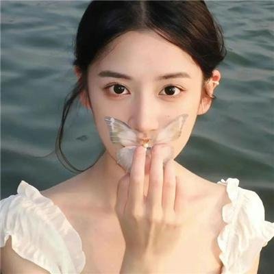 艳后多情 在线观看